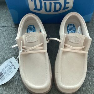Hey Dude Women's Wendy Comfort Suede Casual Sneakers, size 8